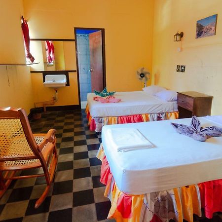 Hostal Lazybones León Exteriér fotografie