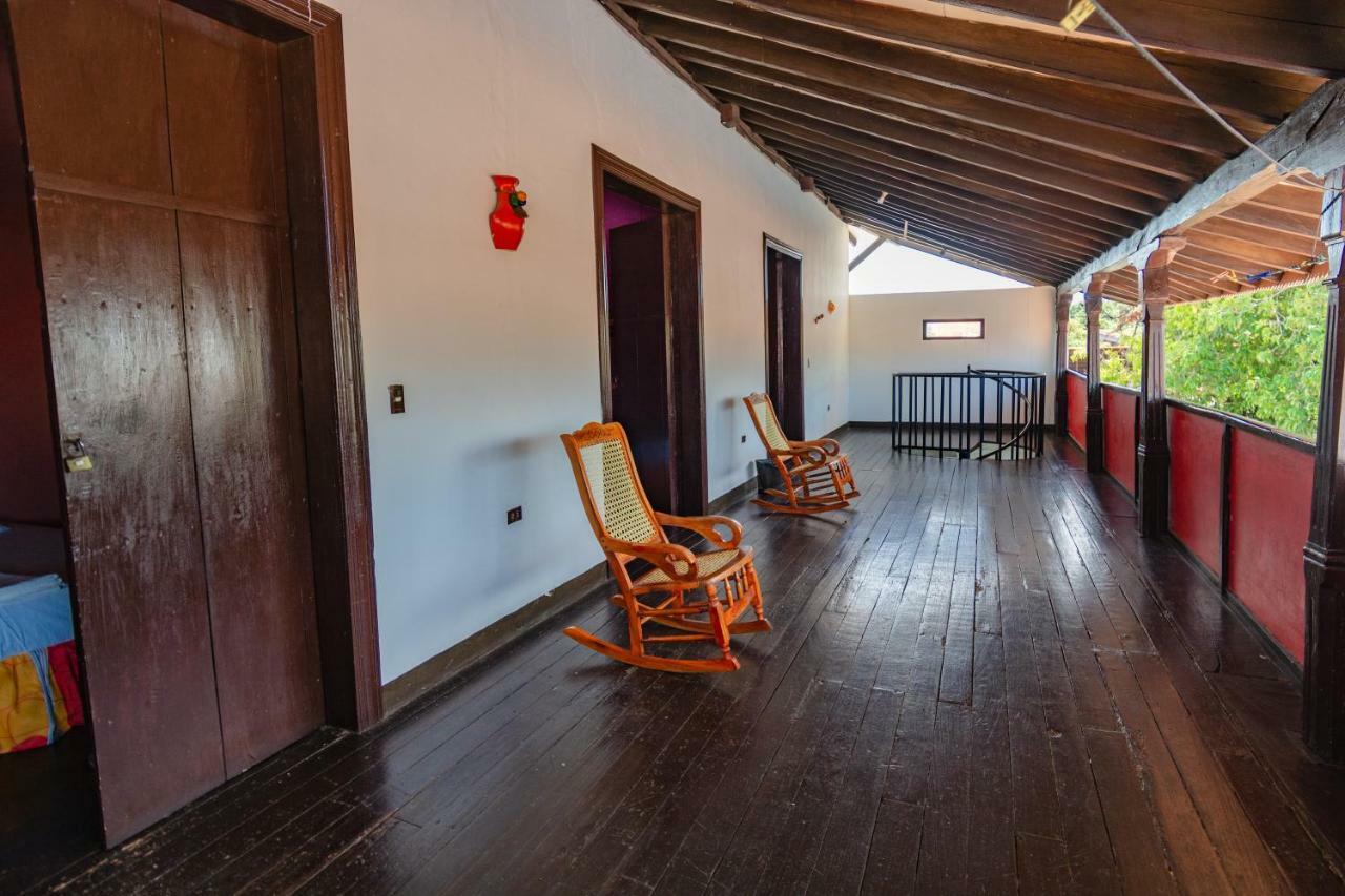 Hostal Lazybones León Exteriér fotografie